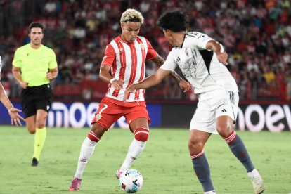 Lázaro fue titular en las tres primeras jornadas de Liga.