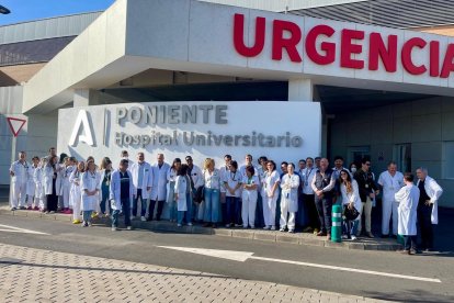 La concentración de los médicos de servicios médicos del Hospital Universitario Poniente.