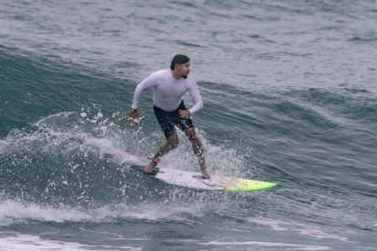 Una de las tablas elaboradas por Alfredo en plena acción.