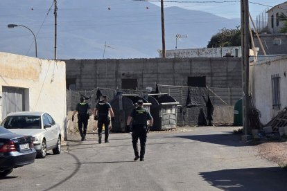 La Guardia Civil llega al lugar del tiroteo.