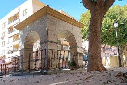 La plaza con la Cruz de Caravaca.