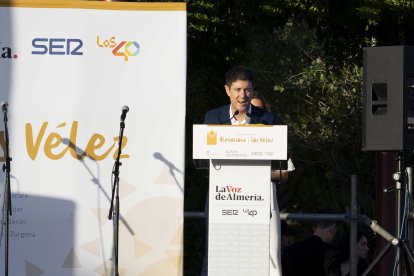 El periodista y delegado de La Voz y la SER en el Levante, Guillermo Mirón, durante su discurso.