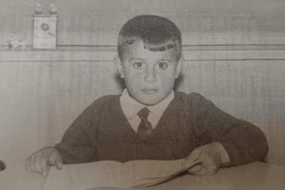 Rubén Escoriza, con solo 4 años, en las escuelas de Beriain, en Navarra.
