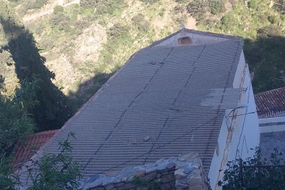 La iglesia de Santa María en Chercos Viejo, vista desde arriba.