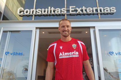 Ely este verano pasando las pruebas médicas en Vithas Almería.