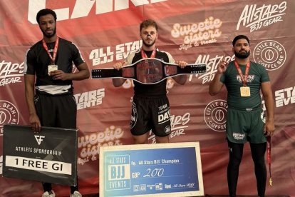Carlos Barón destacó en el campeonato con su doble campeonato.