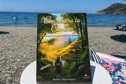 Libro 'Encuentra tu camino' de Joanna Aliaga