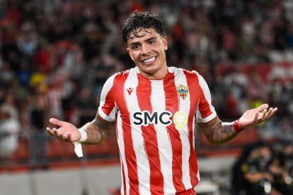 Nico Melamed es otra alternativa para sustituir al sancionado Quim Junyent.