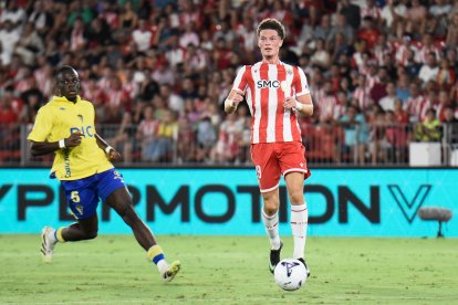 Stefan Dzodic, indiscutible para García Pimienta, también se marchó para jugar con Serbia.