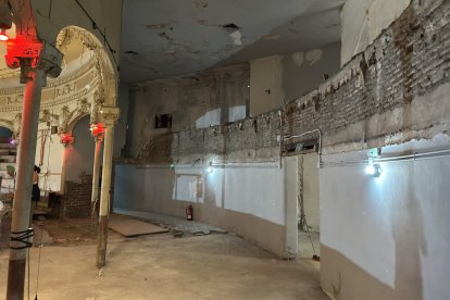 Detalle del estado de las instalaciones del Teatro, en la planta superior.