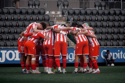 Piña antes de comenzar un partido que se hizo largo en San Sebastián.