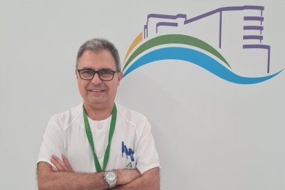 Joaquín Salas, responsable de la Unidad de Medicina Tropical del Hospital Universitario de Poniente.