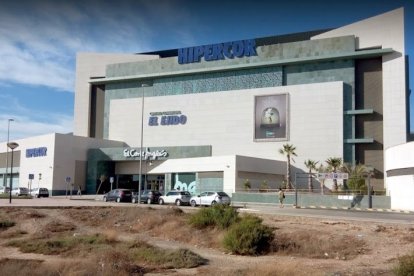 El Corte Inglés de El Ejido abrió sus puertas hace 10 años.