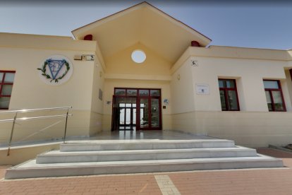 Entrada al colegio SEK Alborán de Almerimar.