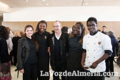 En el evento participaron más de una treintena de colectivos vecinales de la capital