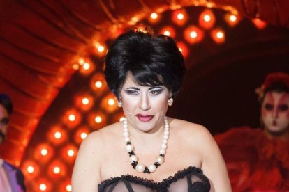 Montaje del espectáculo The Hole en la carpa instalada en el antiguo recinto ferial de Almería.