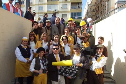 Tres mil bocadillos de sobrasada vegetal, vino y cerveza se repartieron entre los asistentes