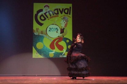 Tres mil bocadillos de sobrasada vegetal, vino y cerveza se repartieron entre los asistentes