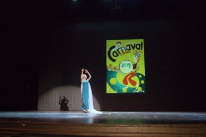 Tres mil bocadillos de sobrasada vegetal, vino y cerveza se repartieron entre los asistentes