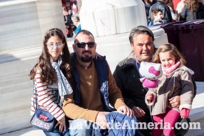 La Plaza Vieja ha vivido una gran jornada con música, juegos infantiles, degustaciones, muestra de tomates y venta con fines solidarios Fot