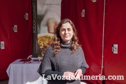 La Plaza Vieja ha vivido una gran jornada con música, juegos infantiles, degustaciones, muestra de tomates y venta con fines solidarios Fot