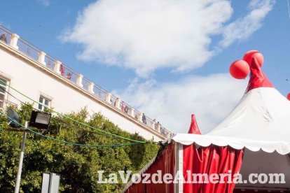 La Plaza Vieja ha vivido una gran jornada con música, juegos infantiles, degustaciones, muestra de tomates y venta con fines solidarios Fot