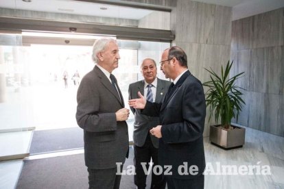 Almería pierde a su primer alcalde democrático.
