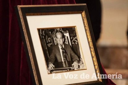 Almería pierde a su primer alcalde democrático.