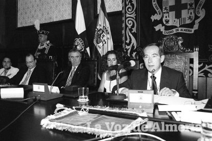 Almería pierde a su primer alcalde democrático.