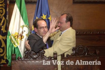 Almería pierde a su primer alcalde democrático.