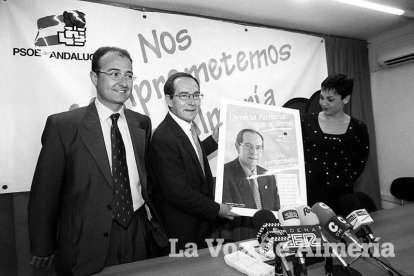 Almería pierde a su primer alcalde democrático.