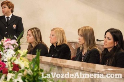 Representantes institucionales y vecinos dieron ayer su último adiós al exalcalde tras cerrarse la capilla ardiente