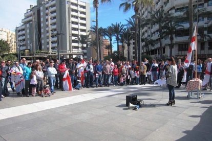 Desde el despliegue político de candidatos del PP en varios municipios a las fiestas menos reivindicativas y más sociales de Carboneras y 