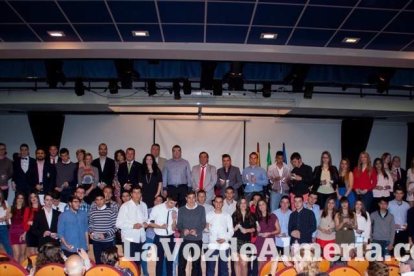 Desde el despliegue político de candidatos del PP en varios municipios a las fiestas menos reivindicativas y más sociales de Carboneras y 