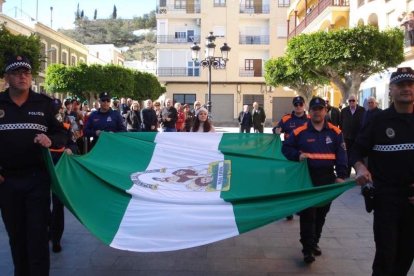 Desde el despliegue político de candidatos del PP en varios municipios a las fiestas menos reivindicativas y más sociales de Carboneras y 