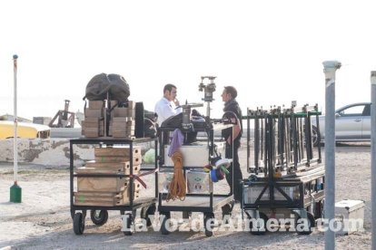 El poblado de Las Salinas del Parque Natural de Cabo de Gata-Níjar es el escenario de la película titulada Toro, segunda del director de c