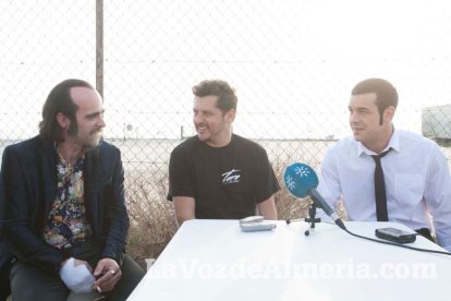 El poblado de Las Salinas del Parque Natural de Cabo de Gata-Níjar es el escenario de la película titulada Toro, segunda del director de c