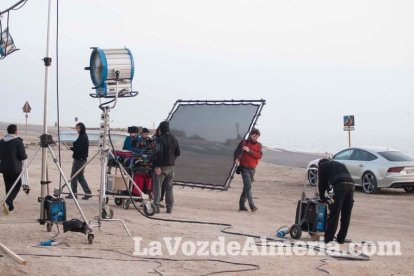 El poblado de Las Salinas del Parque Natural de Cabo de Gata-Níjar es el escenario de la película titulada Toro, segunda del director de c