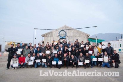 El poblado de Las Salinas del Parque Natural de Cabo de Gata-Níjar es el escenario de la película titulada Toro, segunda del director de c