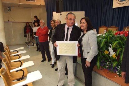 La delegación de Educación rinde homenaje a docentes de Primaria, Secundaria y personal de Administración y Servicios jubilados