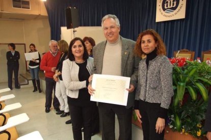 La delegación de Educación rinde homenaje a docentes de Primaria, Secundaria y personal de Administración y Servicios jubilados