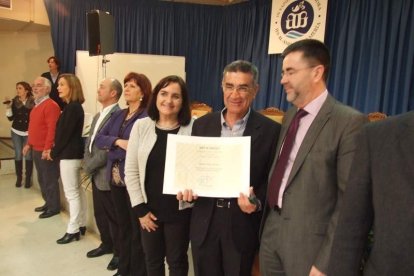 La delegación de Educación rinde homenaje a docentes de Primaria, Secundaria y personal de Administración y Servicios jubilados
