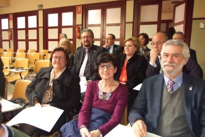 La delegación de Educación rinde homenaje a docentes de Primaria, Secundaria y personal de Administración y Servicios jubilados