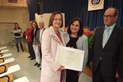 La delegación de Educación rinde homenaje a docentes de Primaria, Secundaria y personal de Administración y Servicios jubilados