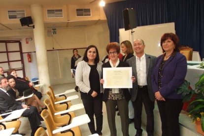 La delegación de Educación rinde homenaje a docentes de Primaria, Secundaria y personal de Administración y Servicios jubilados
