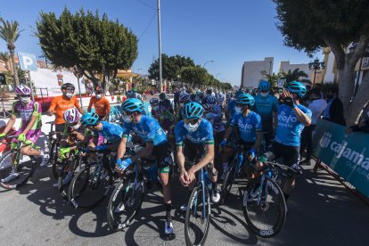 Equipo EOLO en la salida.