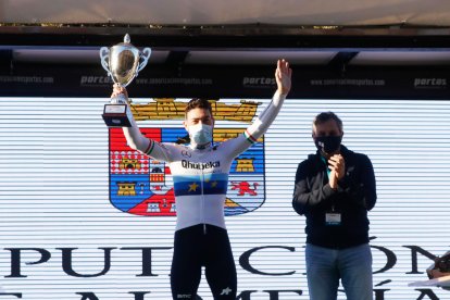 Podio de la Clásica de Almería 2021.