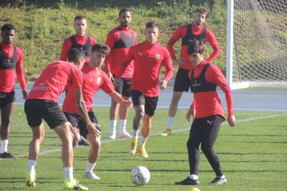 Entrenamiento del Almería de este lunes.