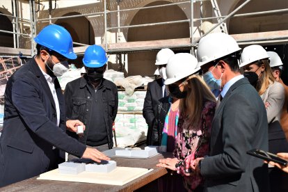 Diputación y Junta sellan su alianza para impulsar las obras del Antiguo Hospital Provincial.