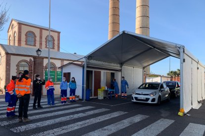 Comienzo de la vacunación masiva en Adra.